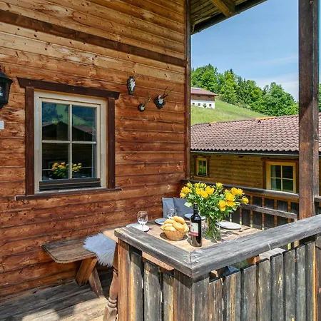 Urige Doppelhaushaelfte 6 Apartment *